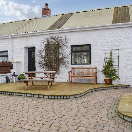 Rose Cottage Captivating 1-Bed Cottage In Bangor Bagian luar foto