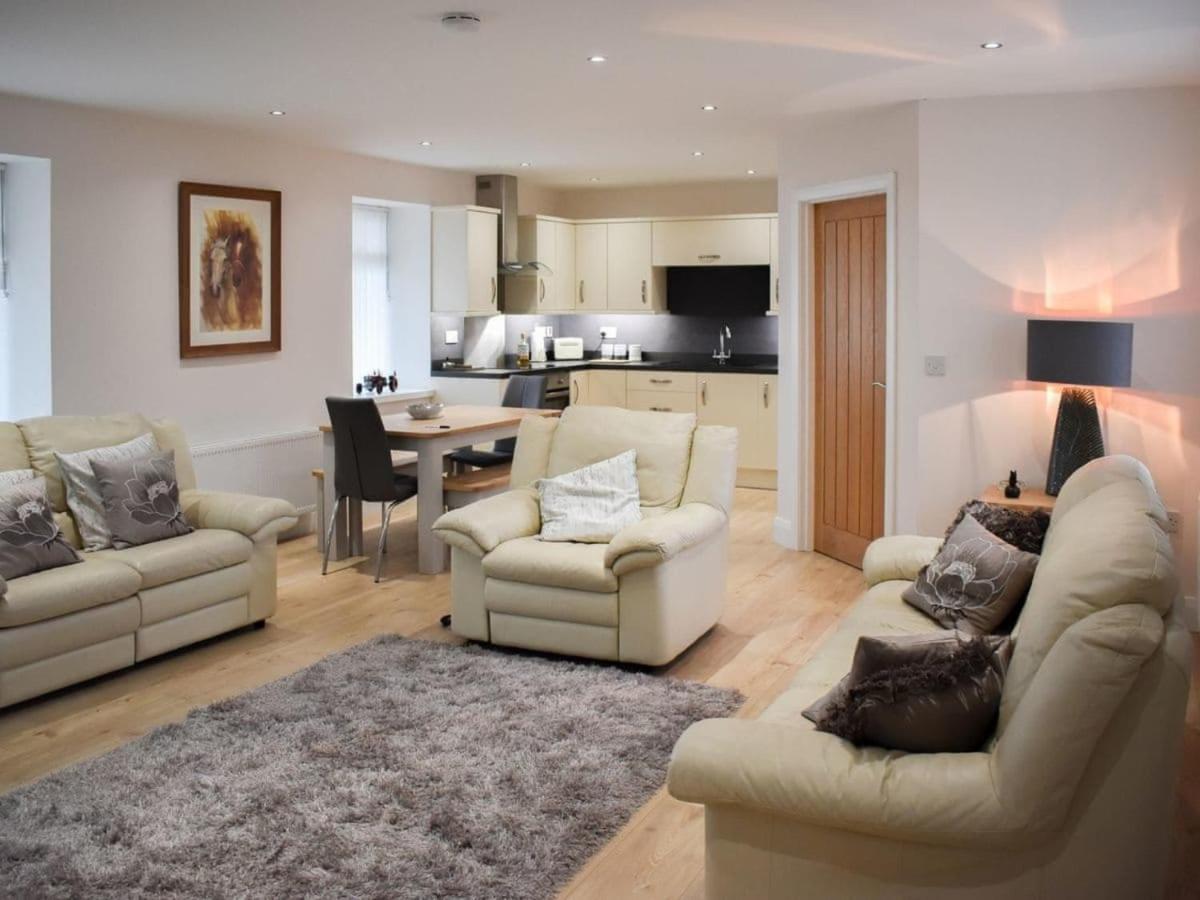 Rose Cottage Captivating 1-Bed Cottage In Bangor Bagian luar foto
